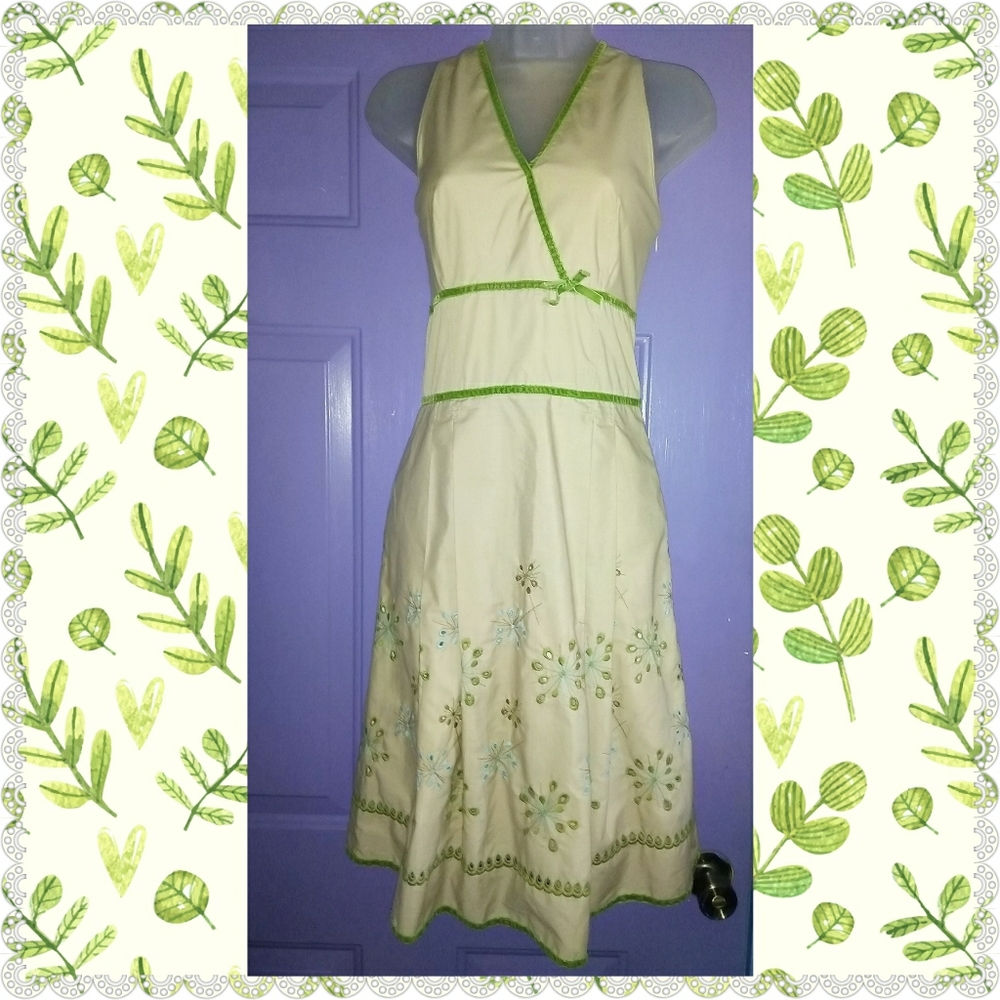 CYNTHIA STEFFE EMBROIDERED FLOWER CUT OUTS…